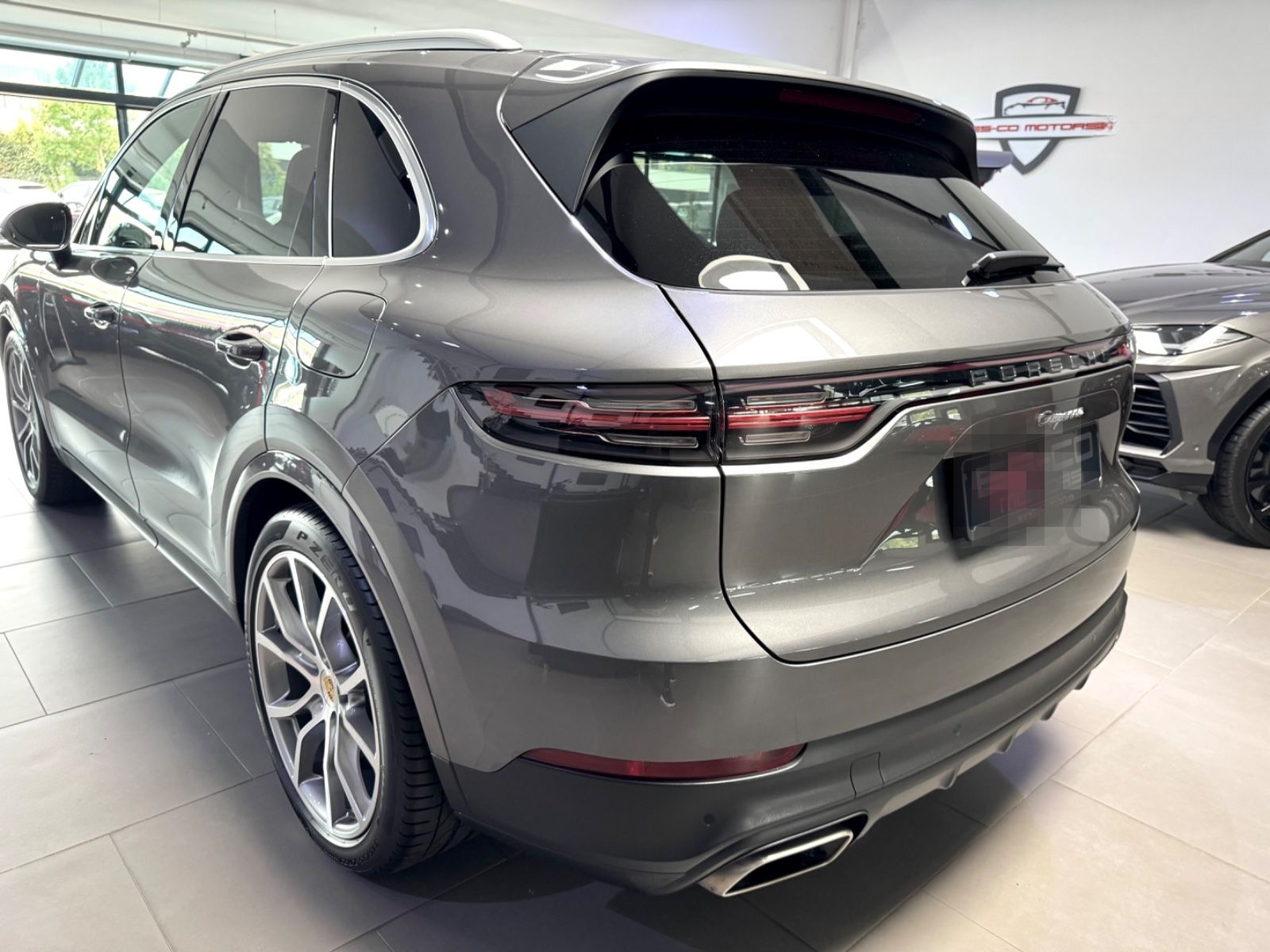 Porsche CAYENNE E-HYBRID HEAD-UP PANO SPORT-CHRONO 21" foto 24