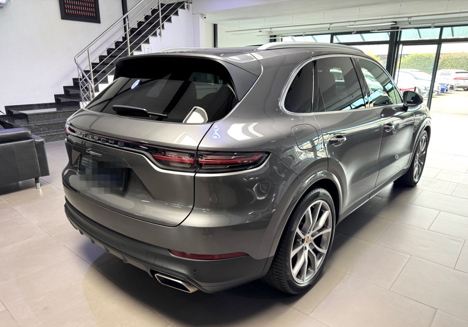 Porsche CAYENNE E-HYBRID HEAD-UP PANO SPORT-CHRONO 21" foto 7