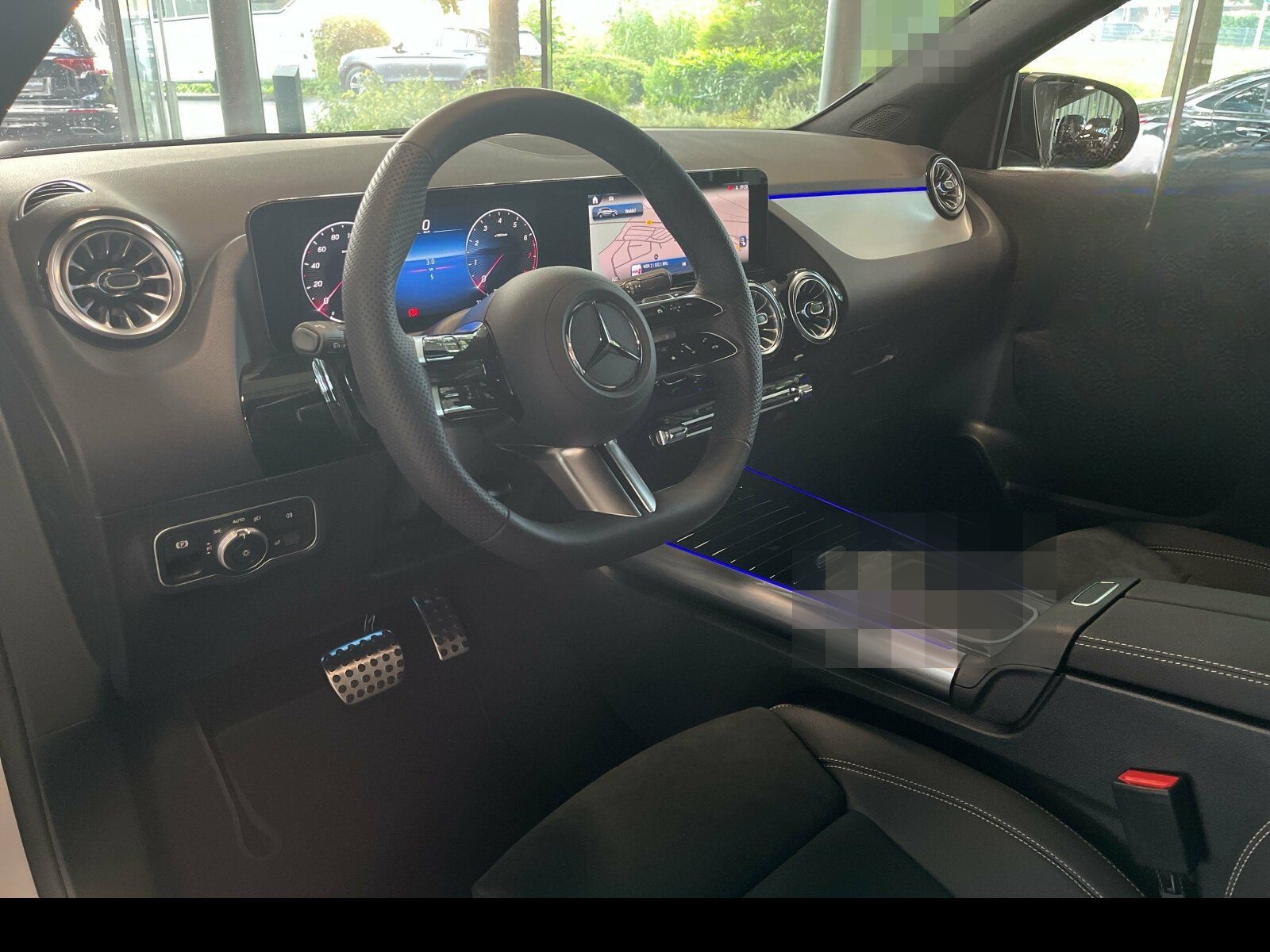 Mercedes-Benz GLA 180 AMG-Line AHK/LED/Kamera/Night/Distronic foto 9
