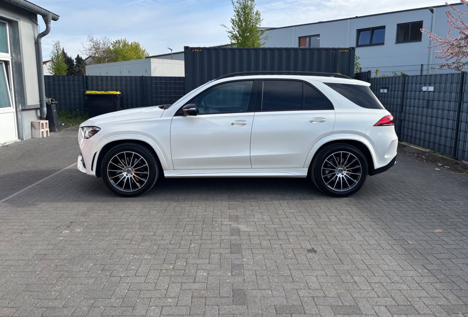 Mercedes-Benz GLE 350 d 4Matic AMG LINE foto 5
