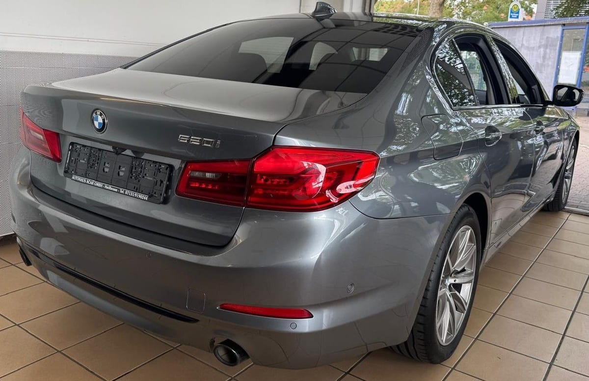 BMW 520 i Sport Line 1. Hand HuD Digital Kamera Key foto 3