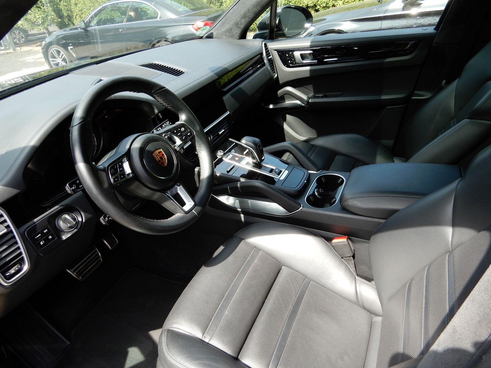 Porsche Cayenne Turbo MEMORY  PANO 21ZOLL LUFT foto 7
