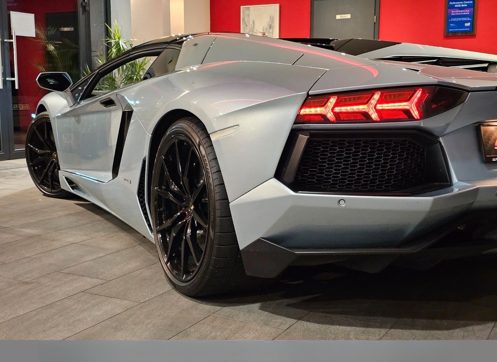Lamborghini Aventador LP 700-4 Roadster 19% MwSt ausweisbar! foto 4