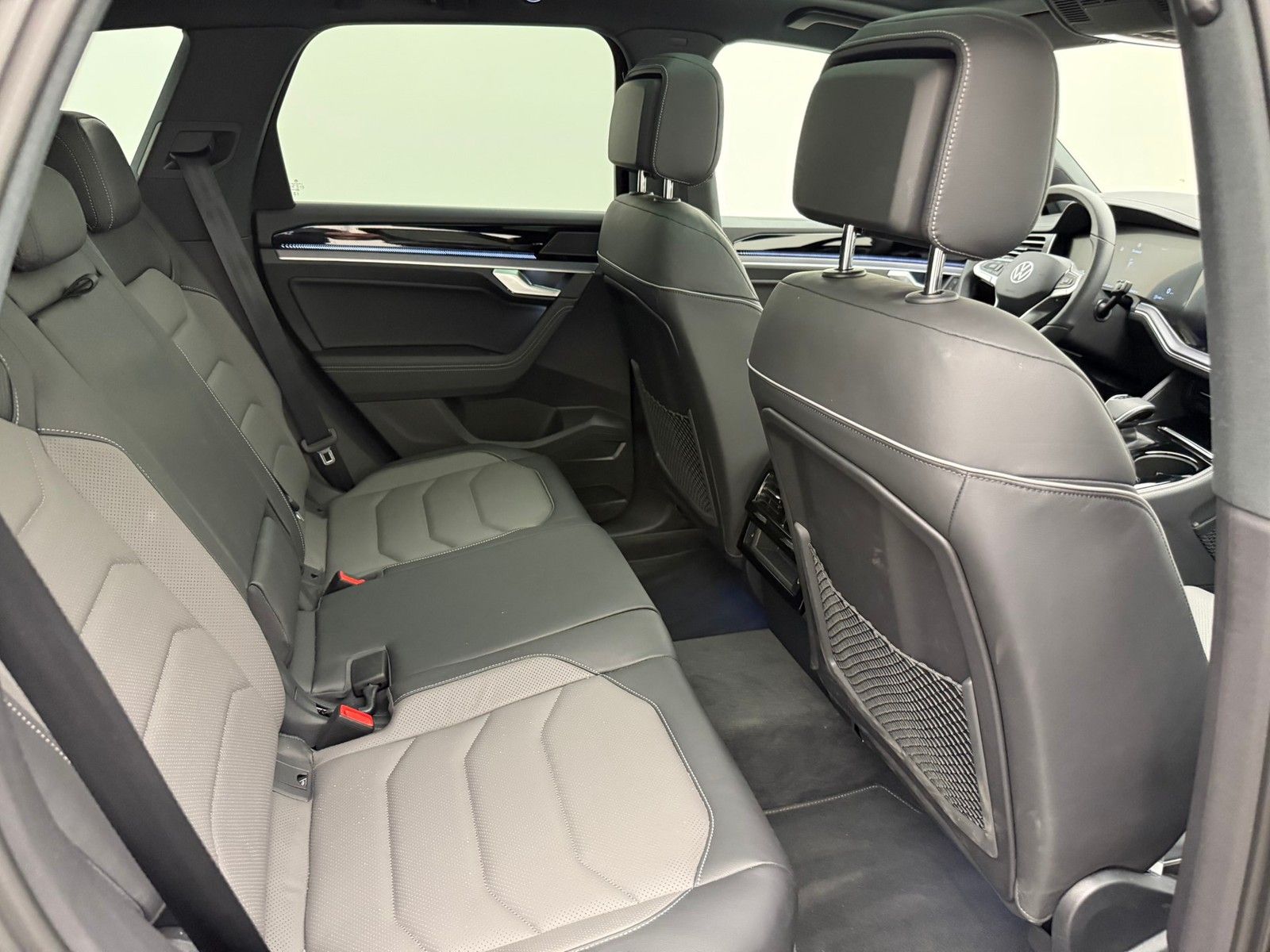 Volkswagen Touareg PA V6 TDI Autom. 4M R-Line Black22Pano foto 13