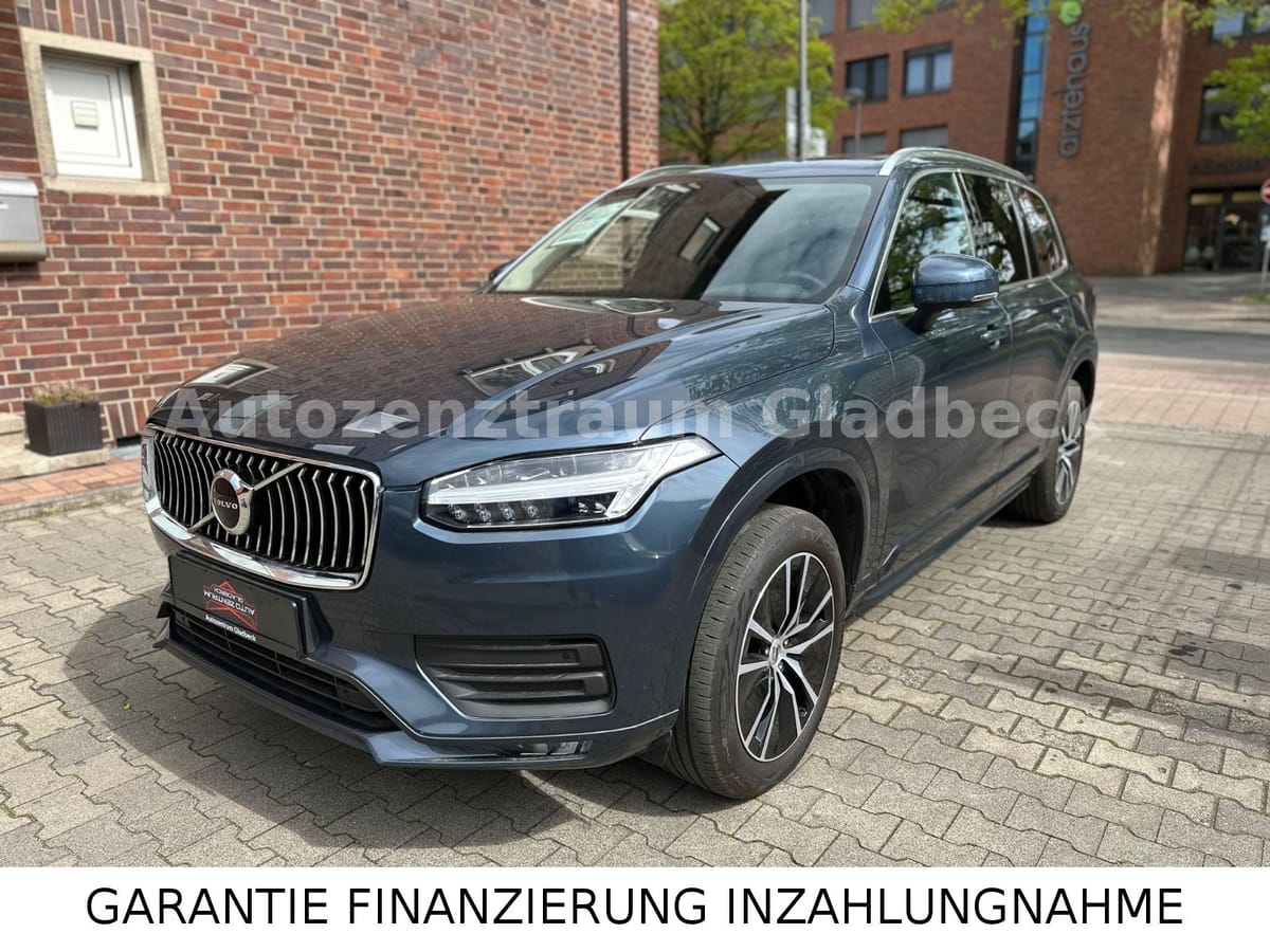 Volvo XC90 Momentum Pro AWD foto 2