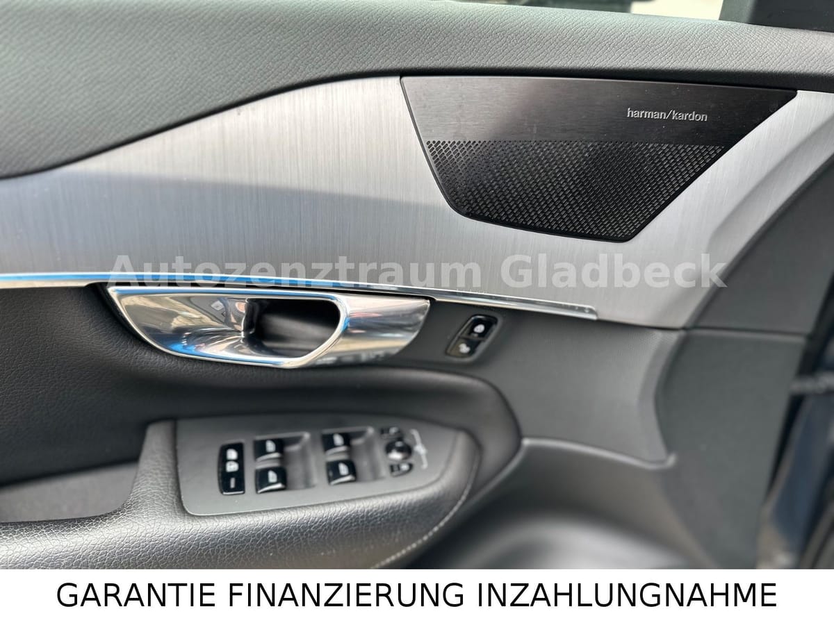 Volvo XC90 Momentum Pro AWD foto 16