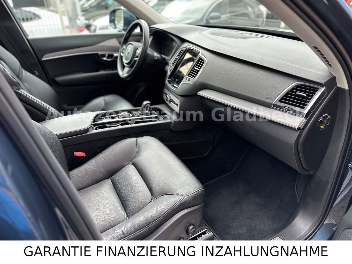 Volvo XC90 Momentum Pro AWD foto 21