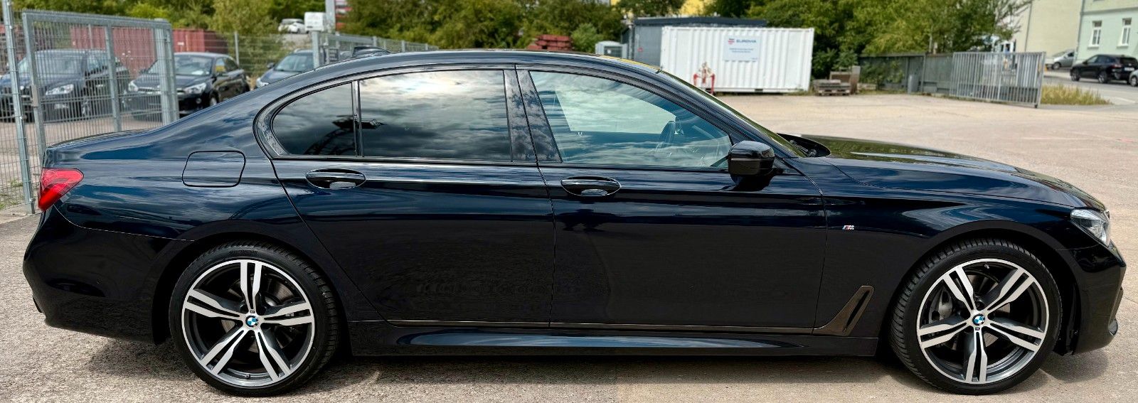 BMW 730 Baureihe 7 Lim 730 d xDrive*M-Paket* foto 8