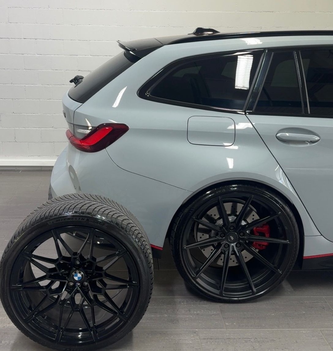 BMW M3 Comp. Touring- Wheelforce,Carbon,Drivers Pack foto 17