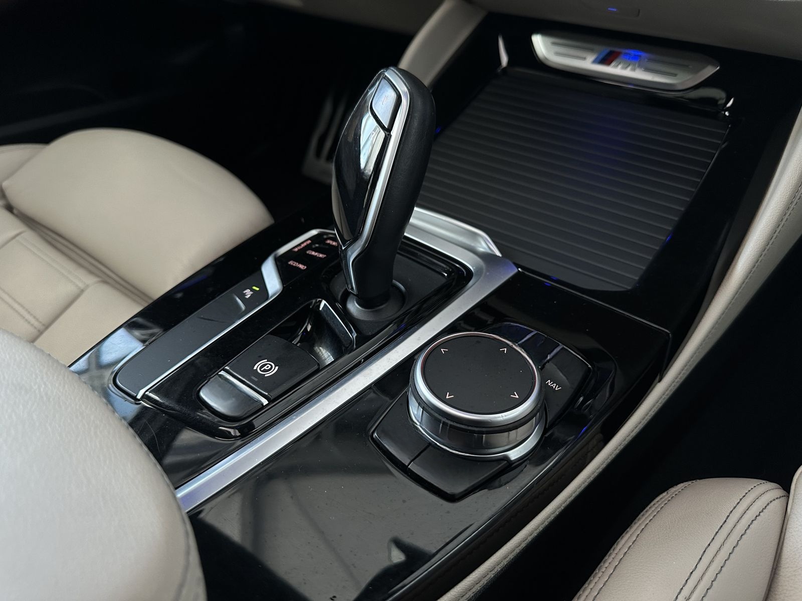 BMW X4 M40 |PANO|AHK|H&K|HUD|STHZ|KAM|LED foto 17