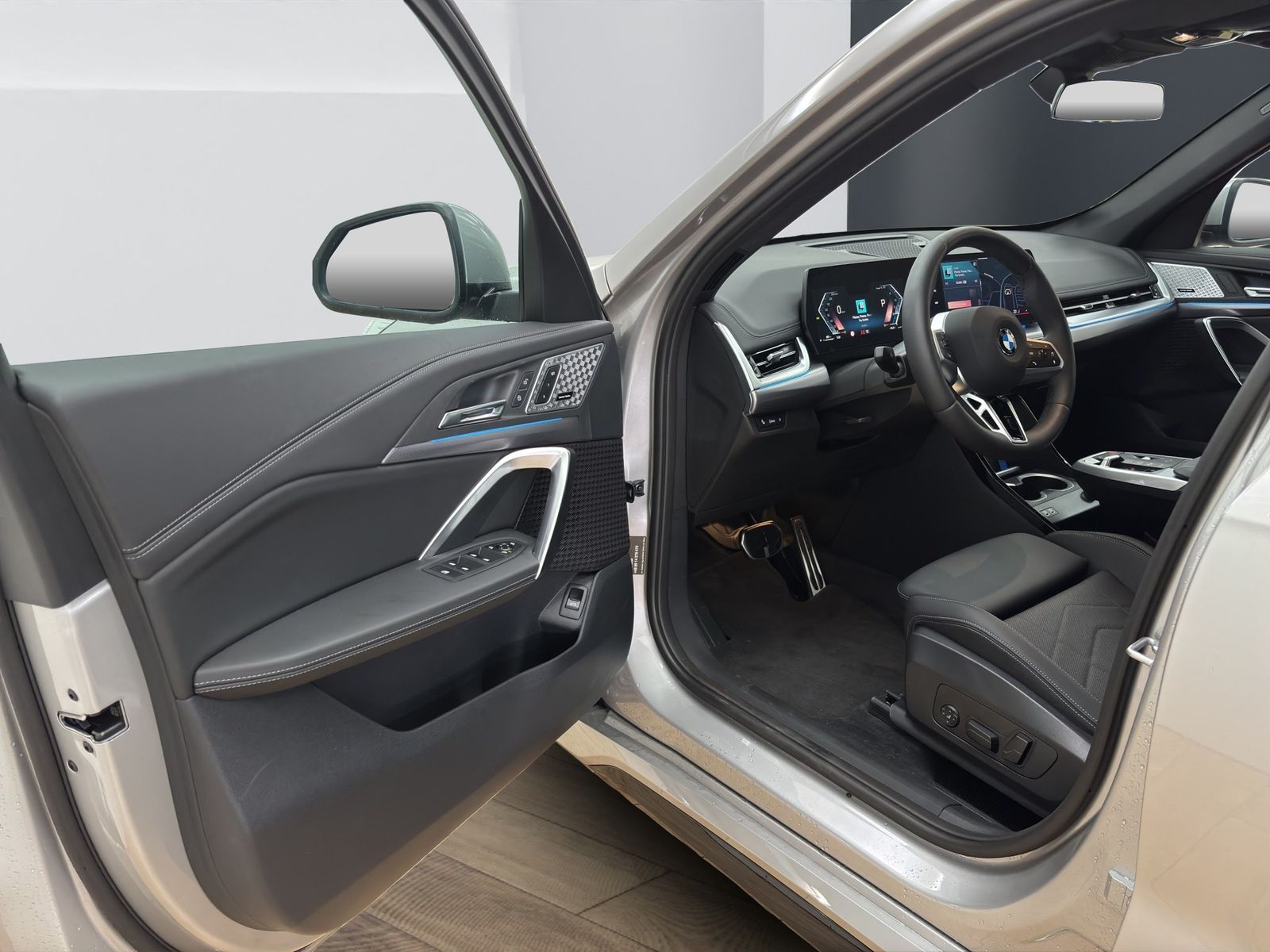 BMW X1 sDrive20i [M Sport, AHK, ACC, RFK, Aktivsitz] foto 2