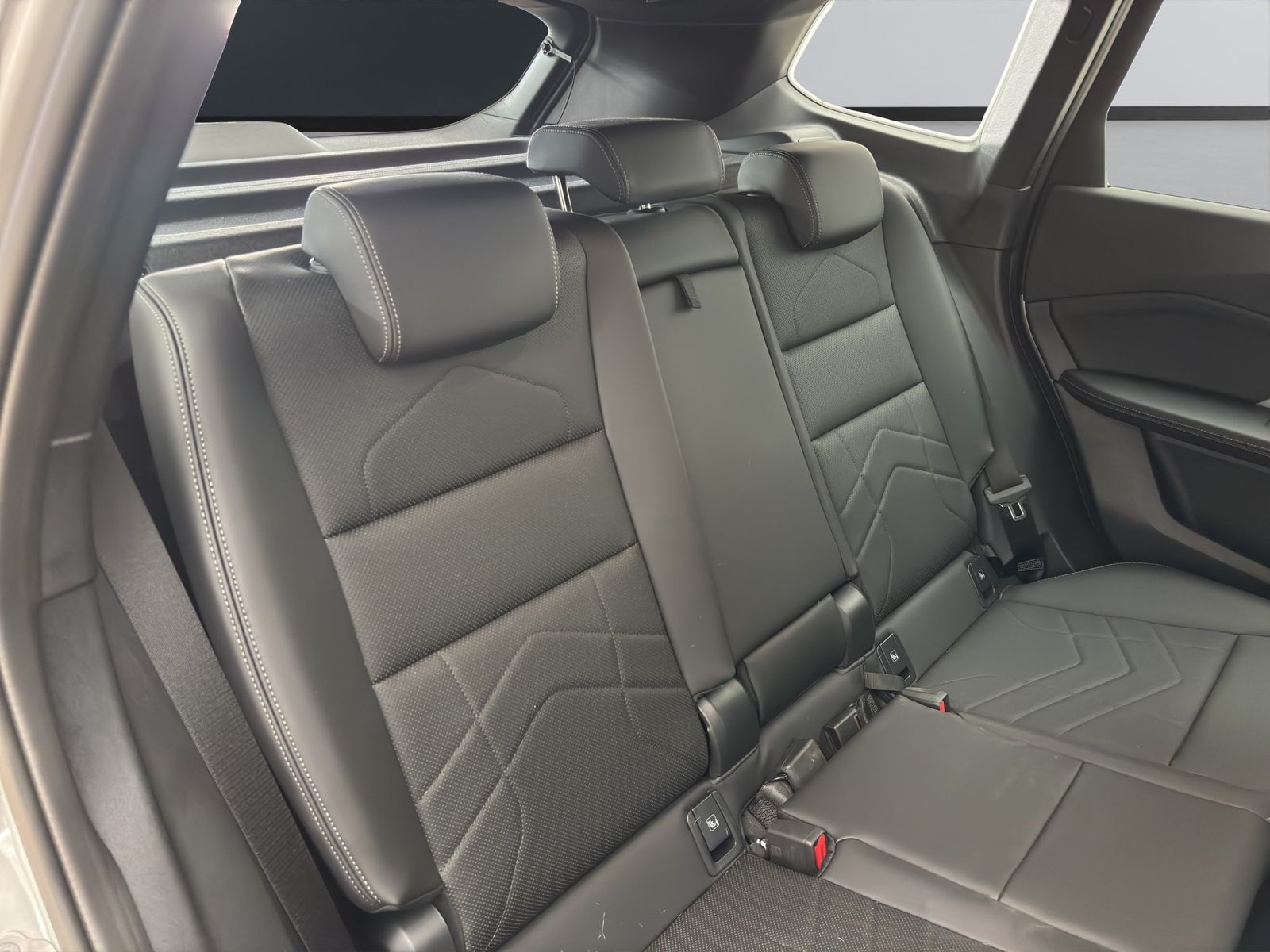 BMW X1 sDrive20i [M Sport, AHK, ACC, RFK, Aktivsitz] foto 9