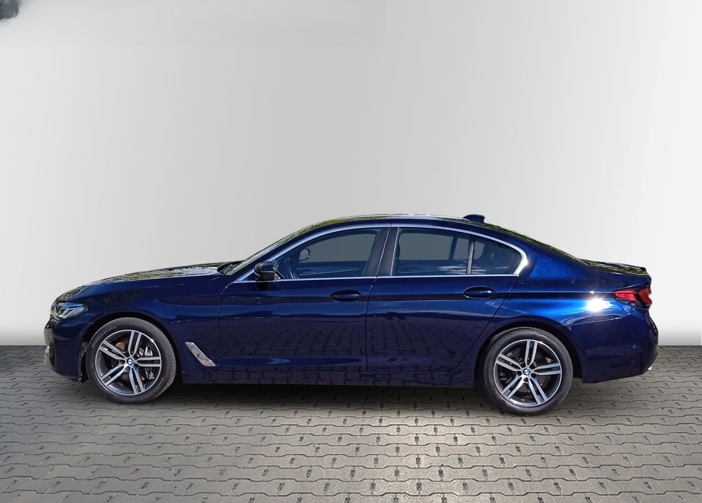 BMW 530 d xDrive Lim.*ACC*Laserlicht*RFK*AHK*H&K*HuD foto 7