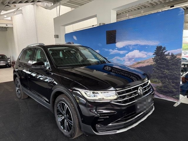 Volkswagen Tiguan Elegance DSG Navi LED Matrix Kamera ACC foto 2