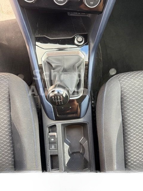 Volkswagen T-Roc 1.0 TSI "UNITED" -NAVI-ALU-App-PDC foto 16