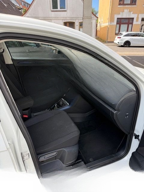 Volkswagen T-Roc 1.0 TSI "UNITED" -NAVI-ALU-App-PDC foto 7