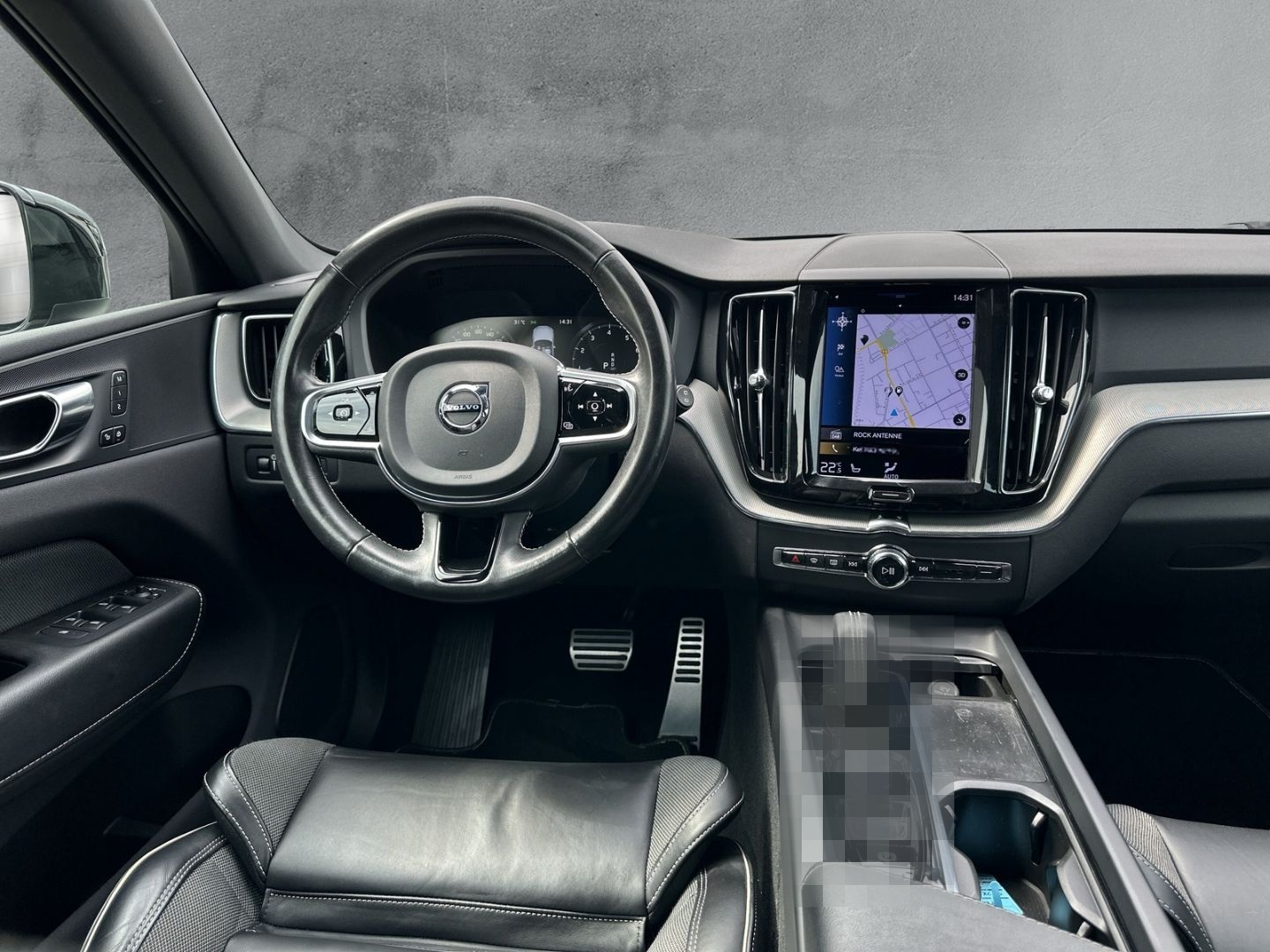 Volvo XC60 R Design 2WD B4 AHK Leder Digitales Cockpit foto 10
