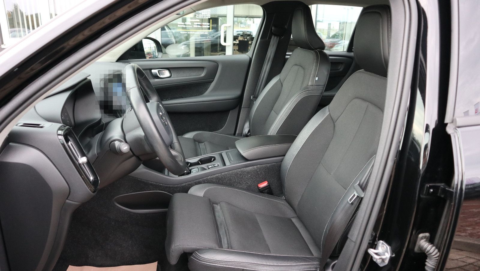 Volvo XC40 Momentum Pro-Automatik-LED-Standhzg. foto 23