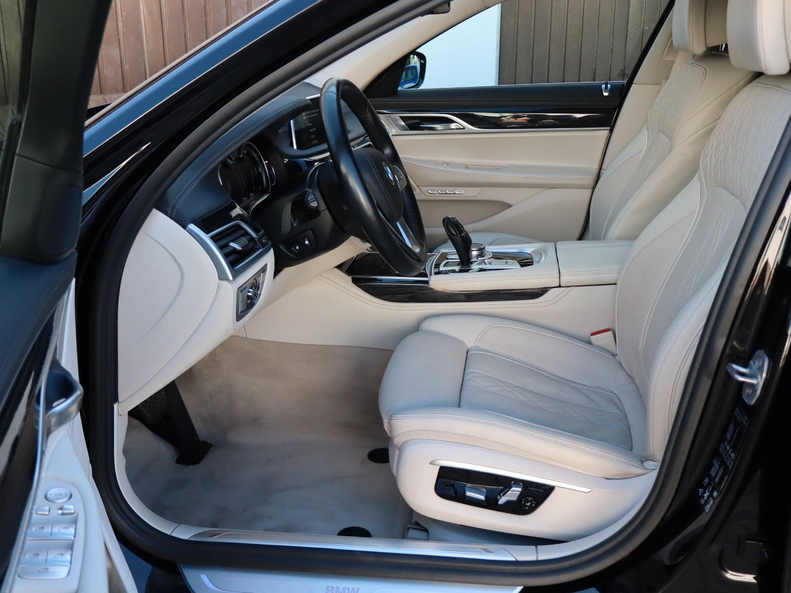 BMW 740d xDrive foto 9