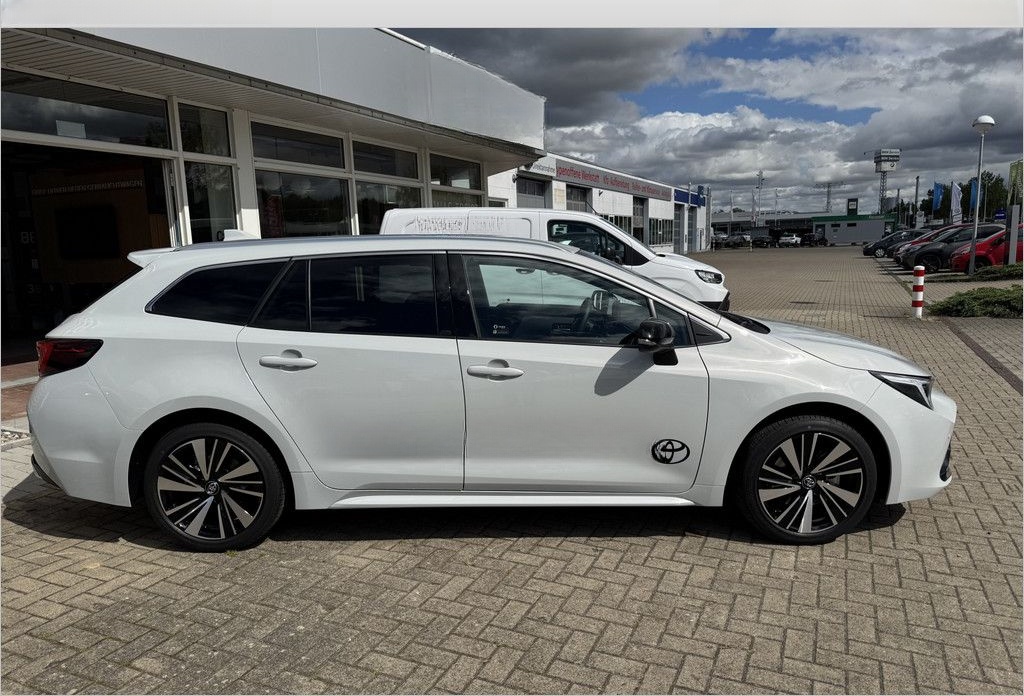 Toyota Corolla Touring Sports 2.0 Hybrid Teamplayer LED foto 18
