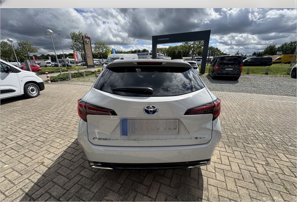 Toyota Corolla Touring Sports 2.0 Hybrid Teamplayer LED foto 4