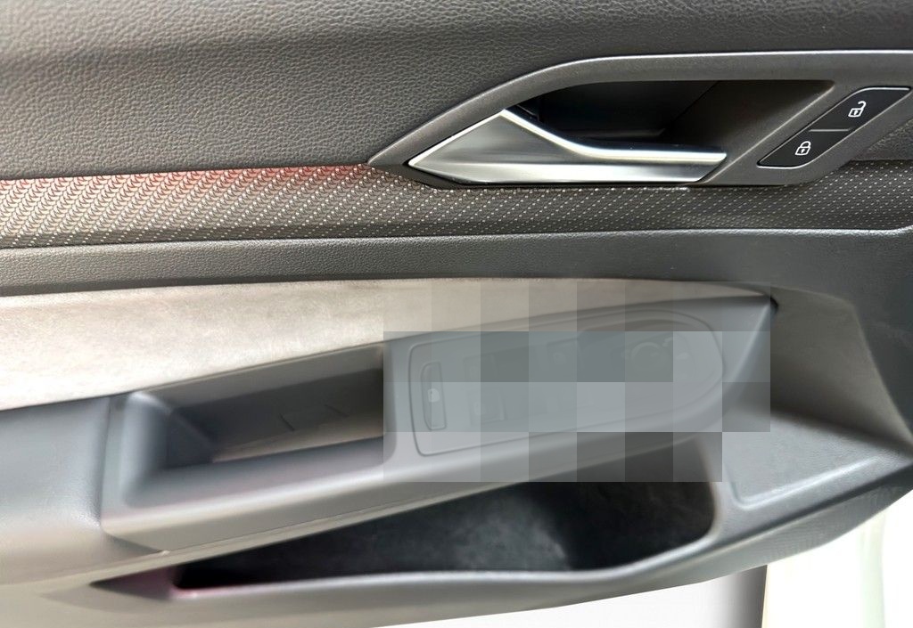 Volkswagen Golf VIII 2.0 TSI DSG 4Motion R DCC PANO*HUD*HAR foto 12