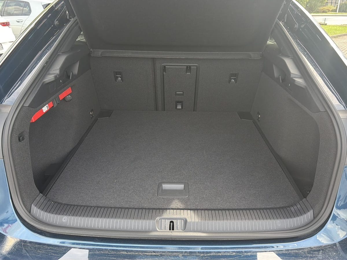 Volkswagen ID.7 Pro 77kWh RüKa SiHz WäPu Matrix Ambiente foto 12