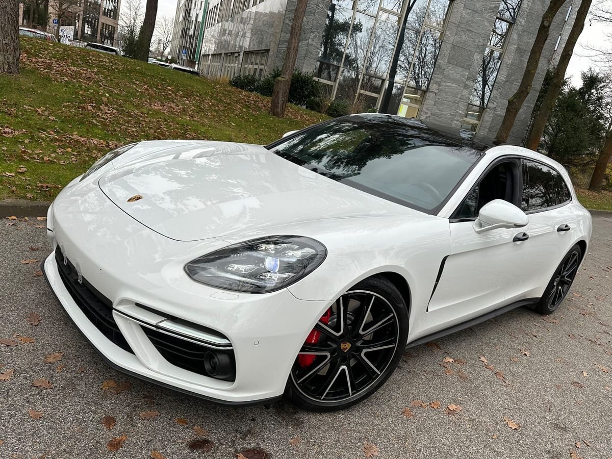 Porsche Panamera Sport Turismo TURBO LUFT PANO APPROVED