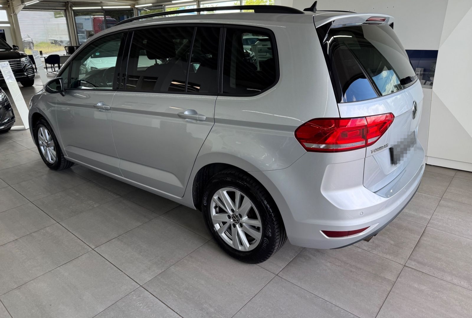 Volkswagen Touran*Comf*Navi*7 Sitzer*AHK*ACC* foto 14