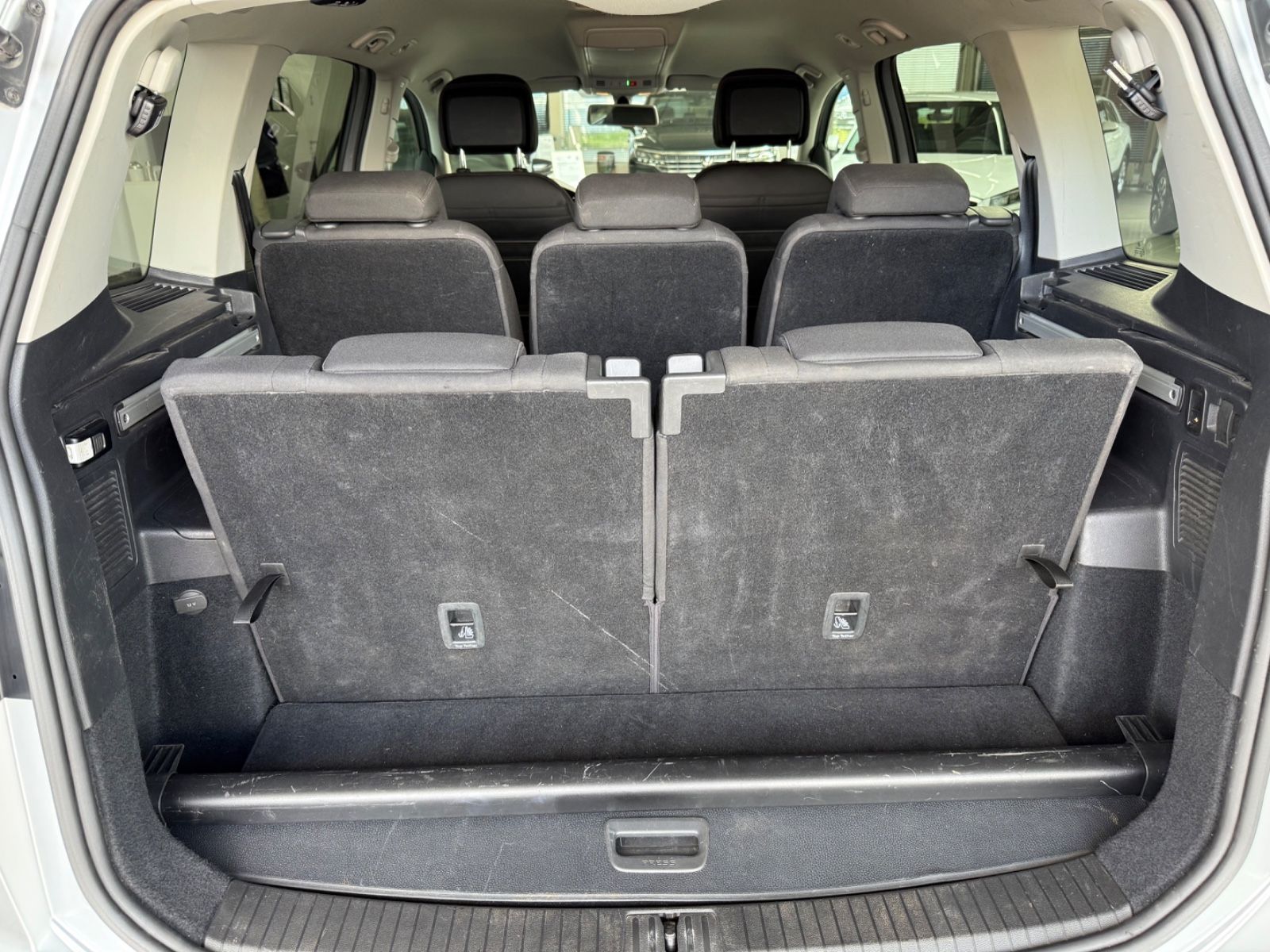 Volkswagen Touran*Comf*Navi*7 Sitzer*AHK*ACC* foto 17