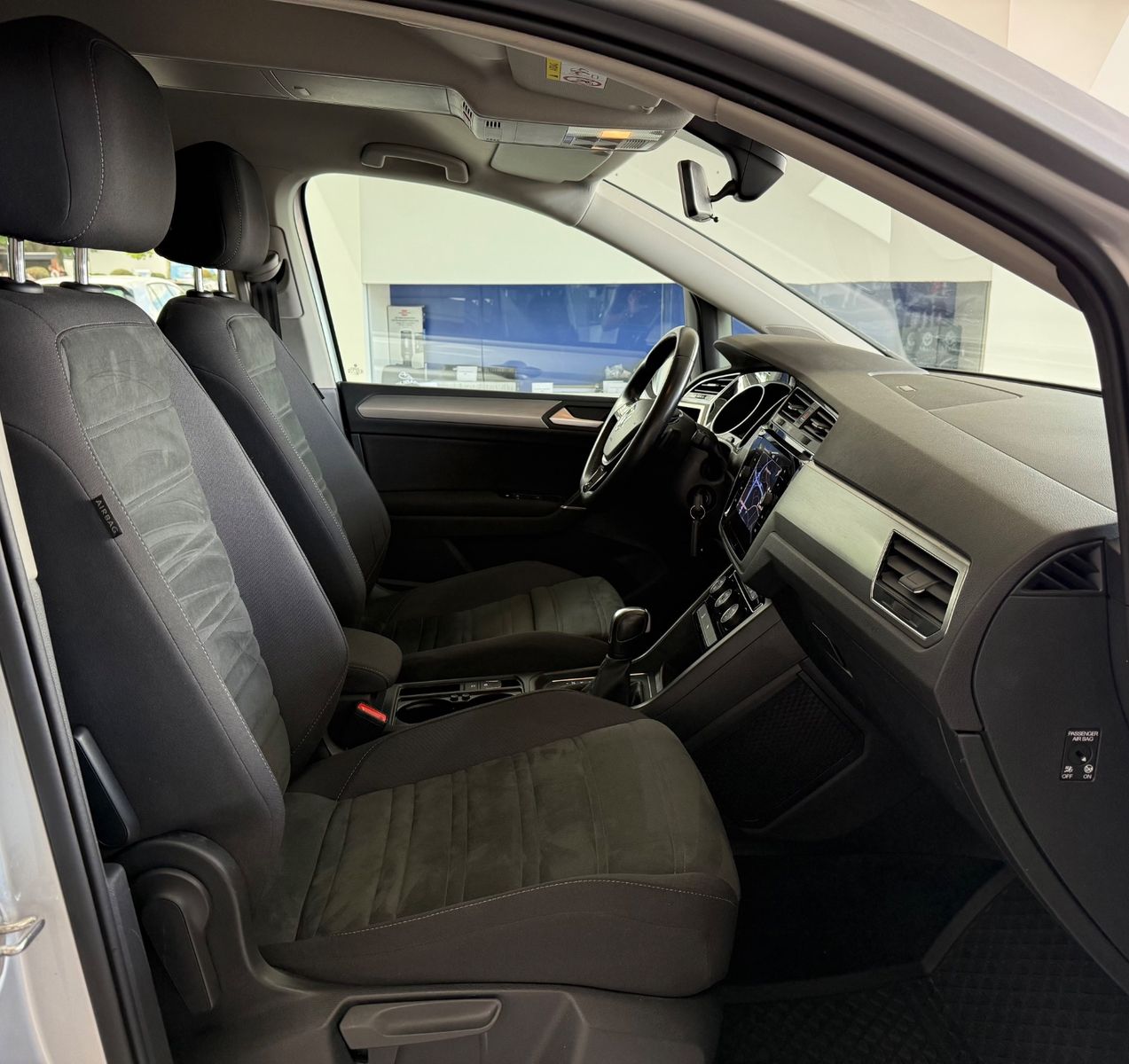 Volkswagen Touran*Comf*Navi*7 Sitzer*AHK*ACC* foto 9