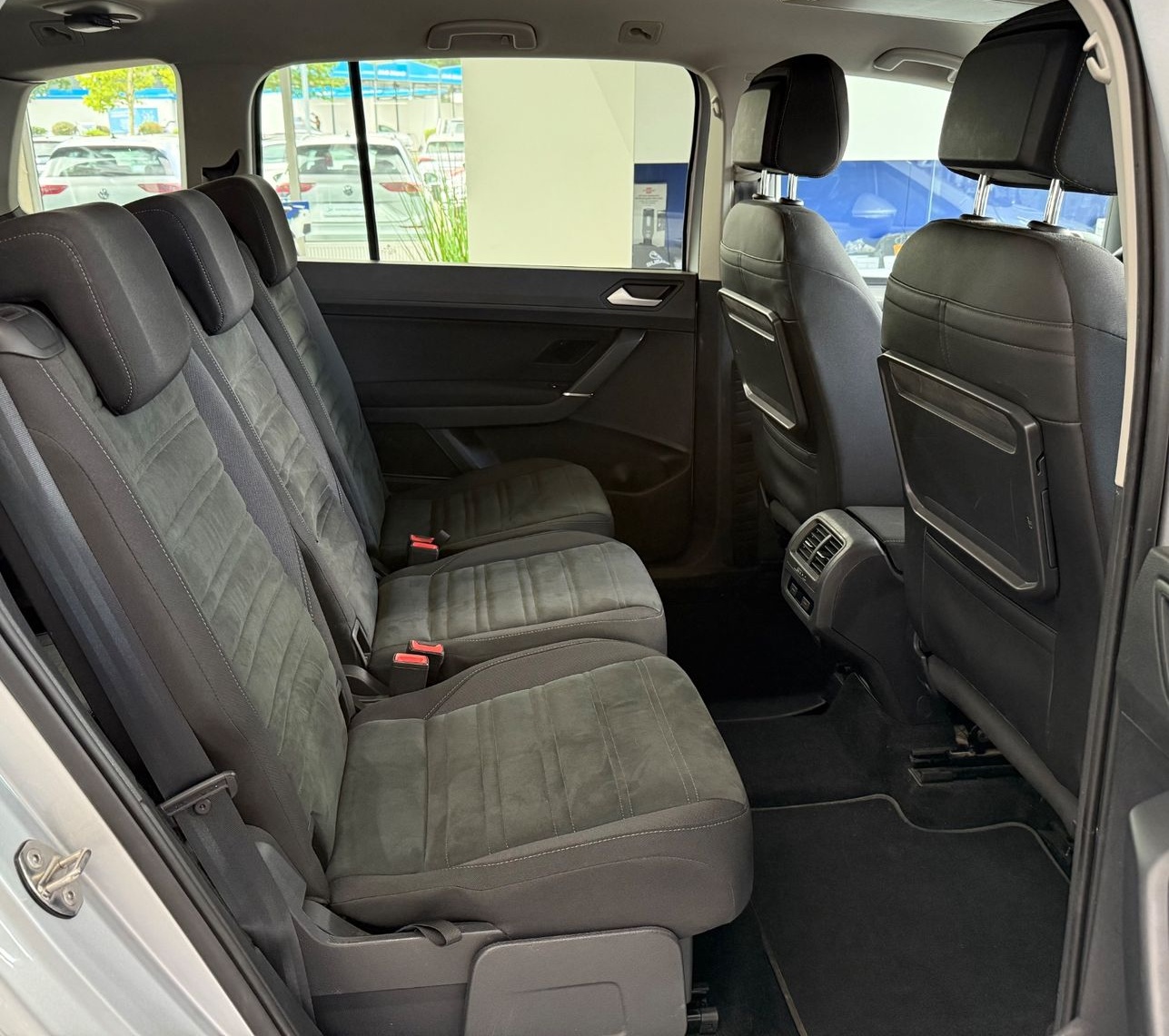 Volkswagen Touran*Comf*Navi*7 Sitzer*AHK*ACC* foto 10