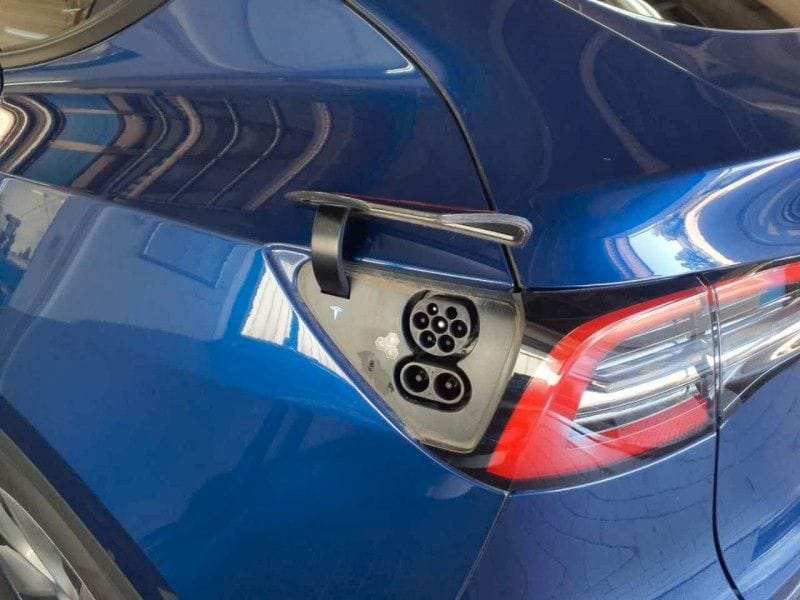 Tesla Model Y Standard Range RWD Wärmepumpe DAB PANO foto 8