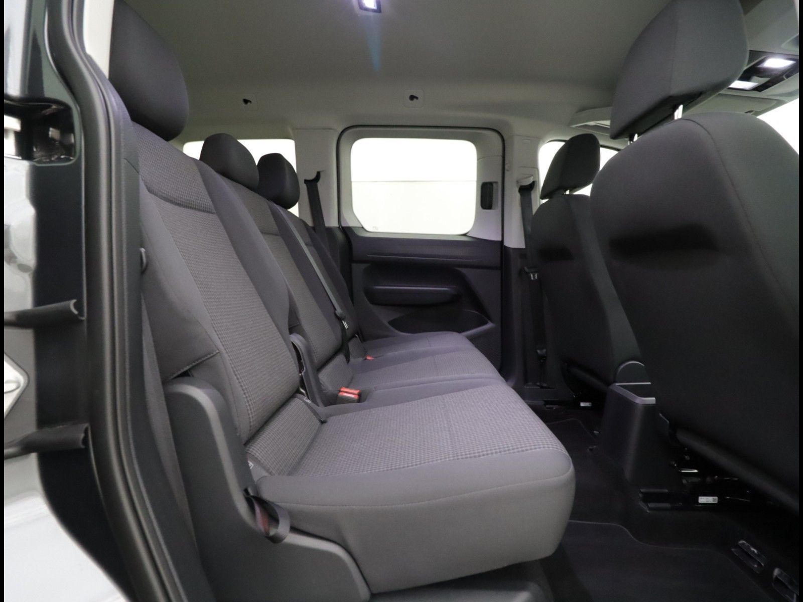 Volkswagen CADDY 2.0 TDI (+EURO6+NAVI+AHK+CLIMATRONIC) foto 6