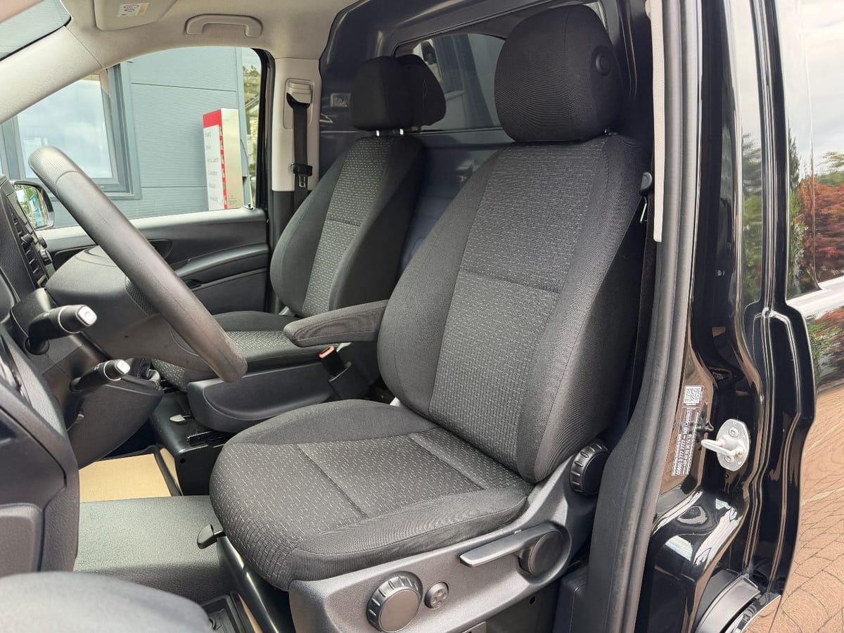 Mercedes-Benz Vito 116 CDI Kasten 2,8t RWD lang *AHK 2t* foto 11