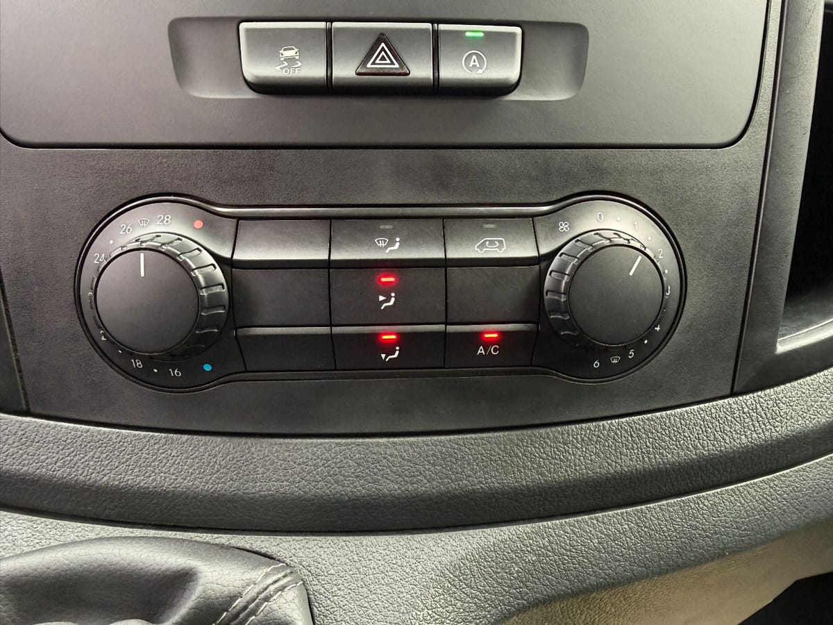 Mercedes-Benz Vito 116 CDI Kasten 2,8t RWD lang *AHK 2t* foto 16