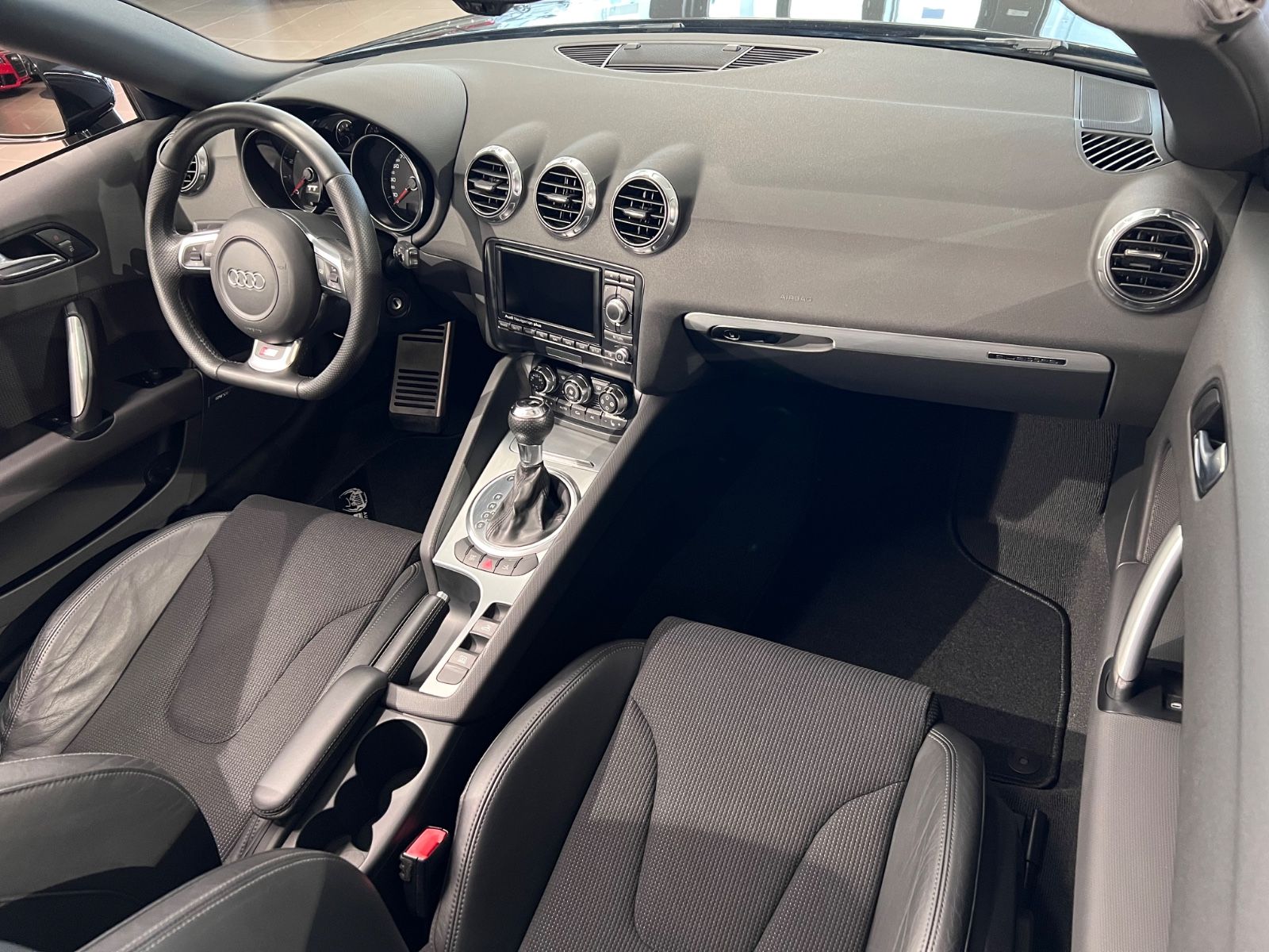 Audi TT Roadster 3.2 V6 S tronic quattro S-LINE NAVI foto 19