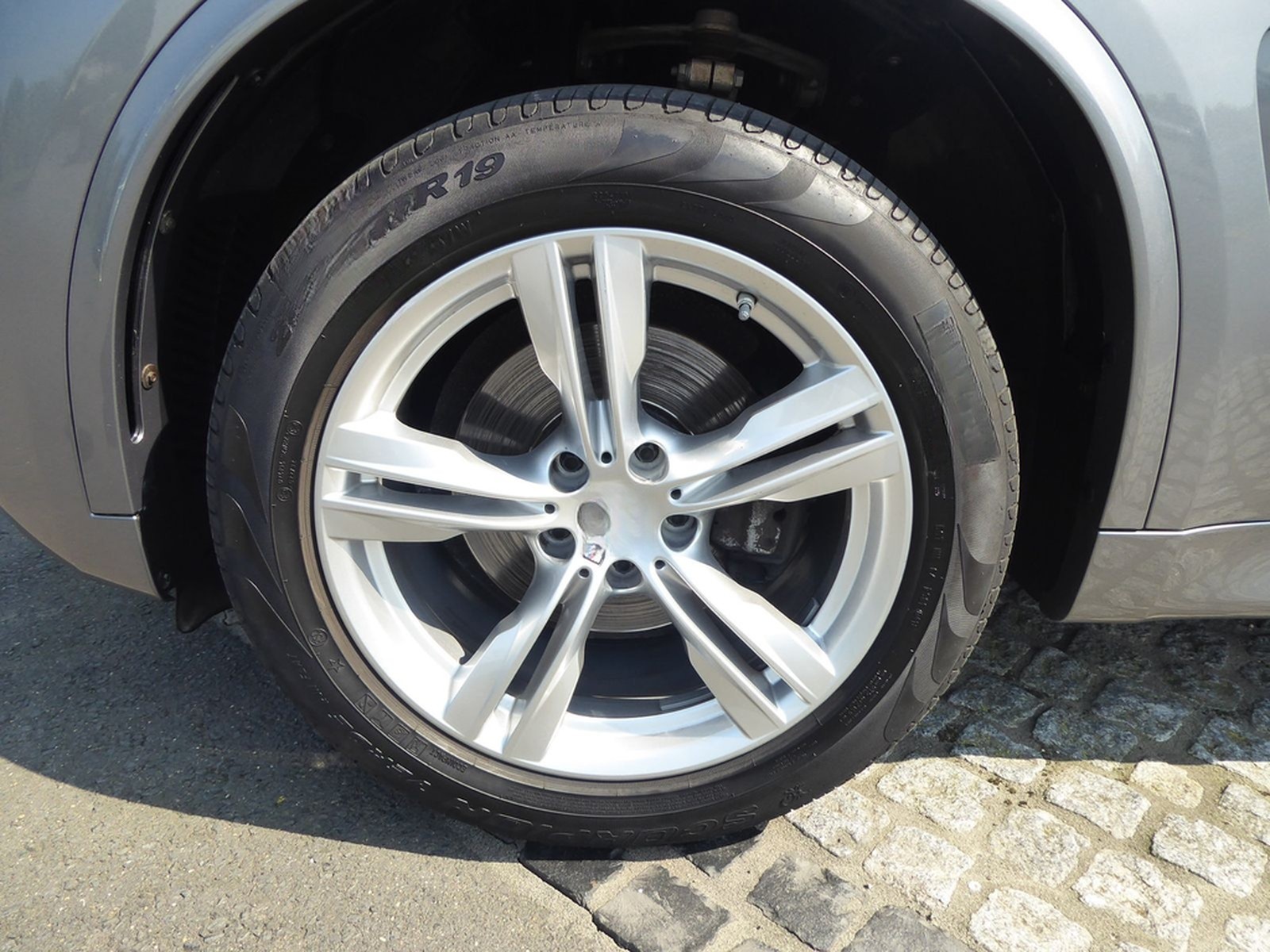BMW X5 xDrive30d M-Sportpaket Navi Prof. Leder HiFi foto 9