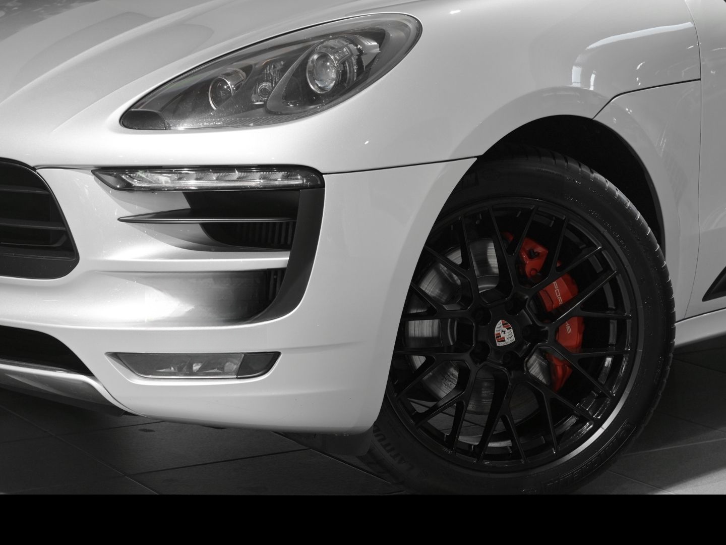 Porsche Macan GTS Standheizung Luftfederung Sportabgas foto 6