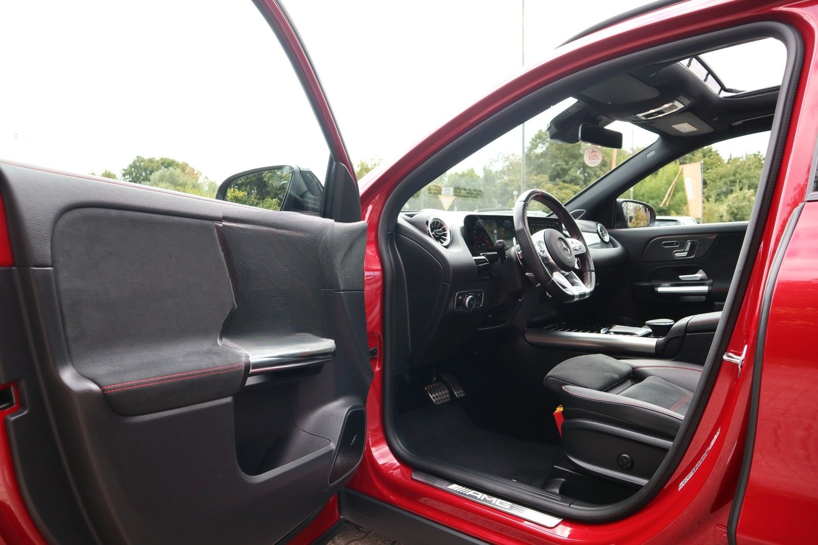 Mercedes-Benz GLA 45 AMG/ALLRAD/LED/VIRTUAL COCKPIT/SCHECKHEFT foto 10