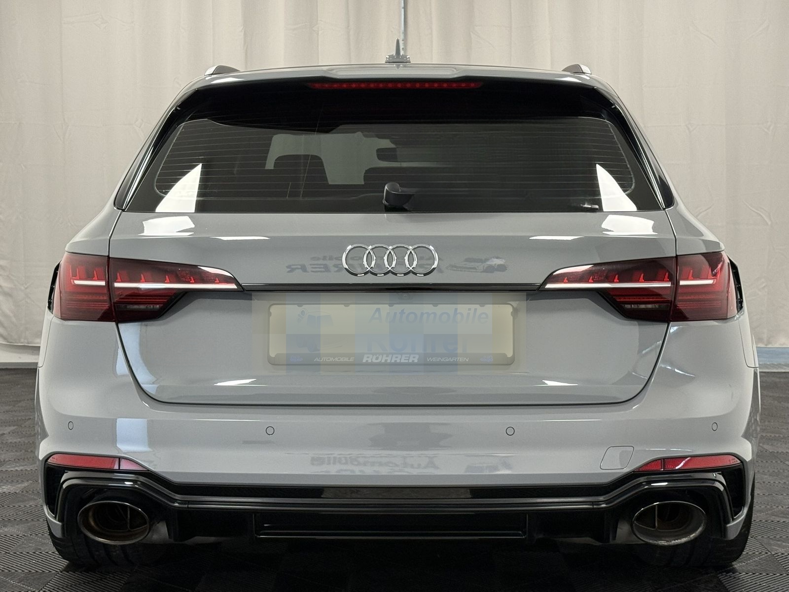 Audi RS4 2.9 TFSI quattro RS-Dynamik Pano HUD Matrix foto 7
