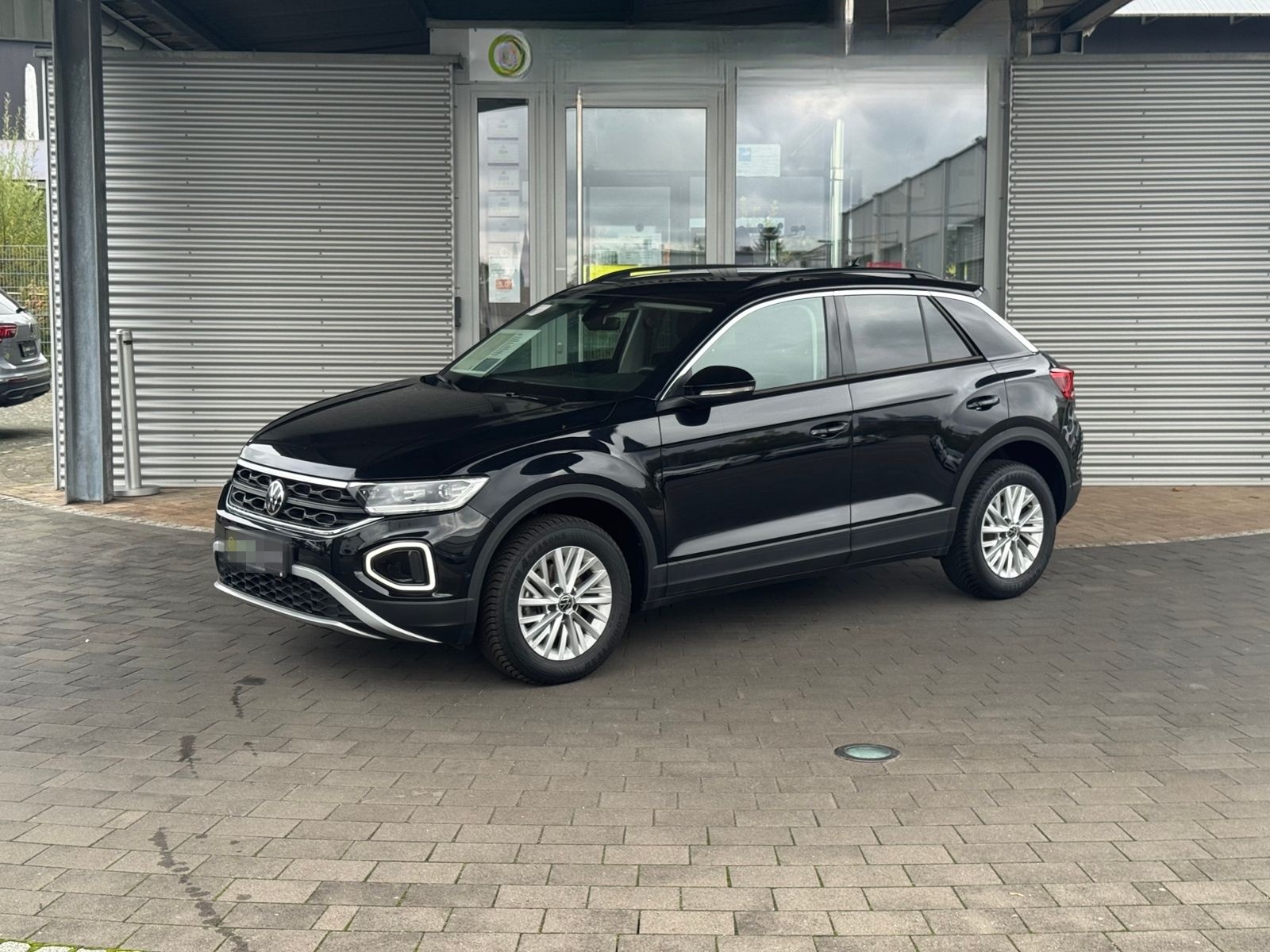 Volkswagen T-Roc 1.0 TSI Life LED/APP/NAVI/DC/PLA foto 2