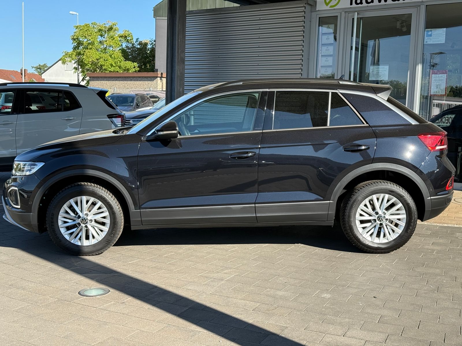 Volkswagen T-Roc 1.0 TSI Life LED/APP/NAVI/DC/PLA foto 9