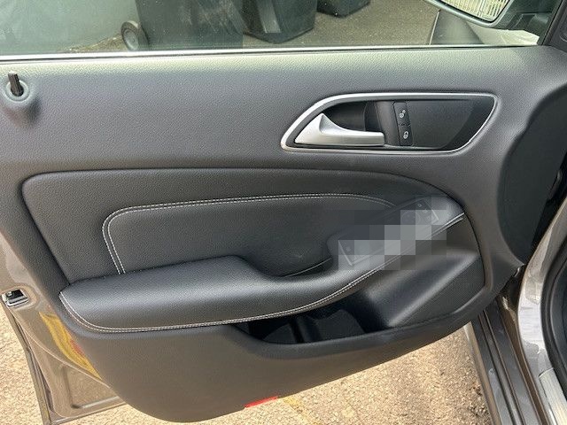 Mercedes-Benz B 220 4Matic Edition B foto 11