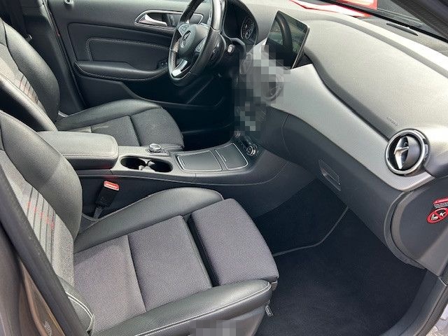 Mercedes-Benz B 220 4Matic Edition B foto 8