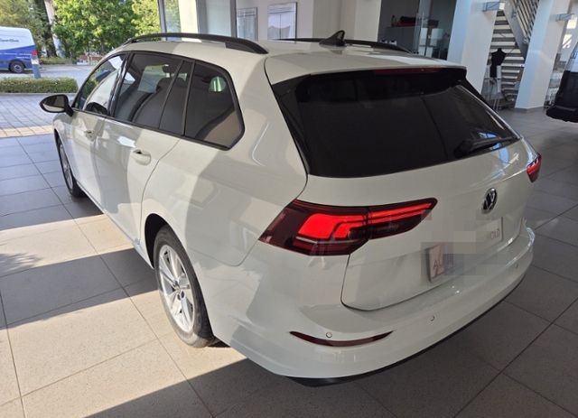 Volkswagen Golf VIII Variant Life 1.5 TSI LED APP ACC CLI P foto 8