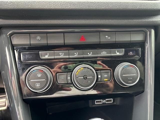 Volkswagen T-Roc 2.0 TSI DSG OPF 4MOTION SPORT+LED+ACC+'18+ foto 21