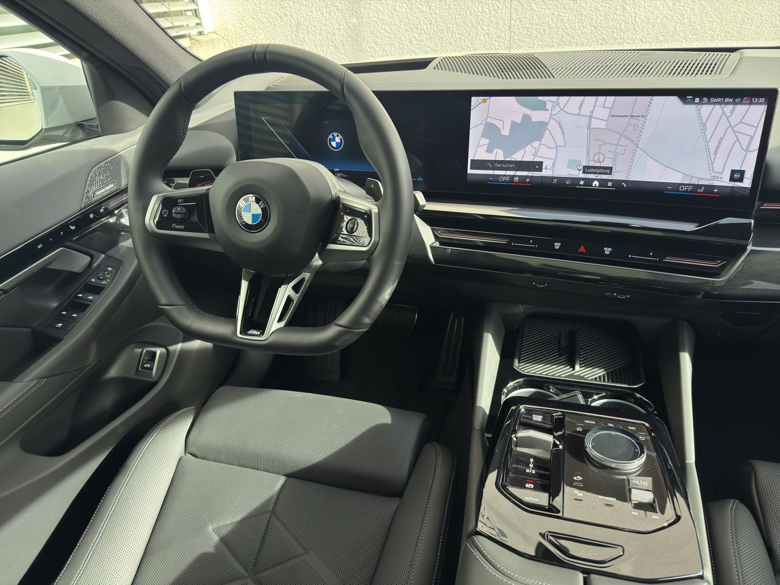 BMW 540d xDrive Lim M Sport PRO Navi.LED.ACC.Pano foto 1