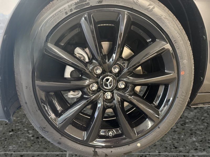 Mazda 3 2.5L e-SKYACTIV G 140ps 6AT FWD Homura ABS foto 12