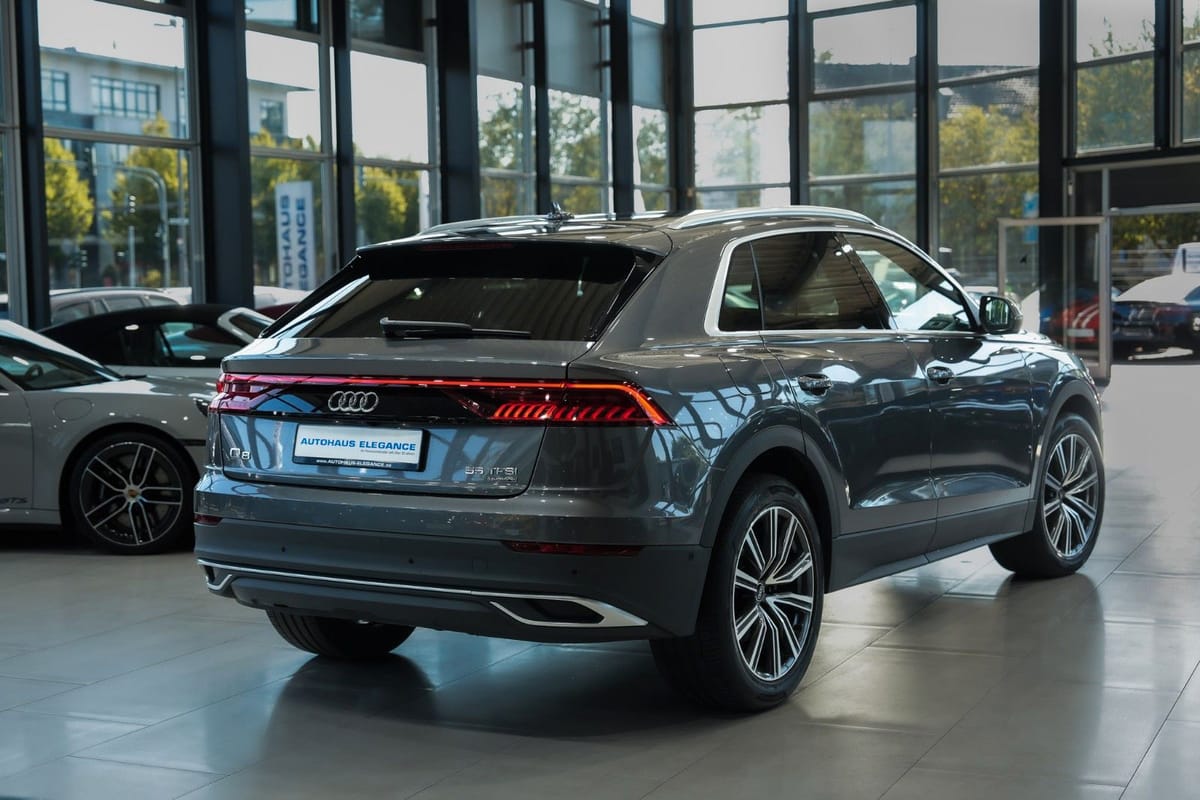 Audi Q8 55 TFSI quattro S-LINE HEAD-UP SOFT-CLOSE R21 foto 2